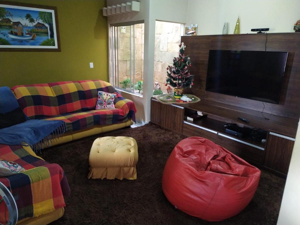 Casa Temporada Em Com Piscina Holiday home